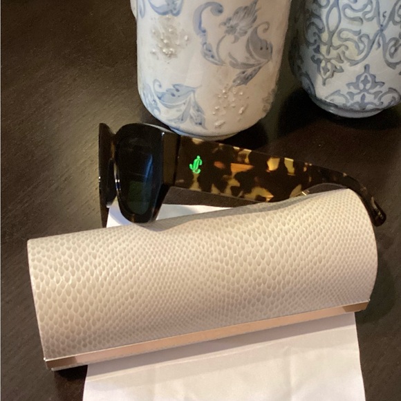 Brand new jimmy choo Havana sunglasses Tortoise shell frames w/ green lenses. - Picture 10 of 15